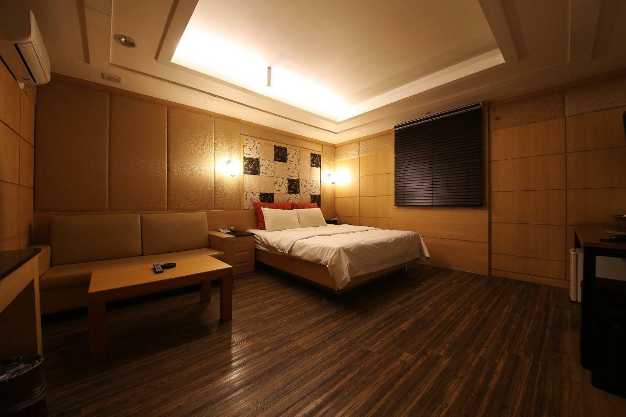 Hotel Valentine Gwangmyeong Esterno foto
