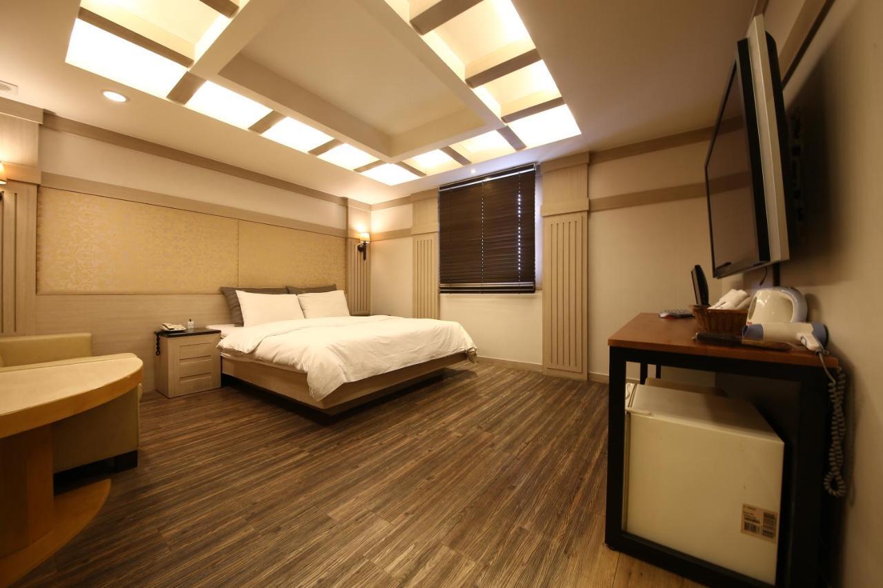 Hotel Valentine Gwangmyeong Esterno foto